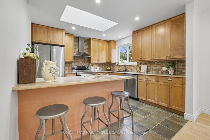 Photo 15 at 2159 Hixon Street, BR Bronte, Oakville
