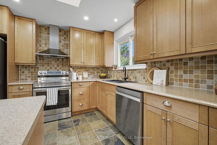 Photo 16 at 2159 Hixon Street, BR Bronte, Oakville