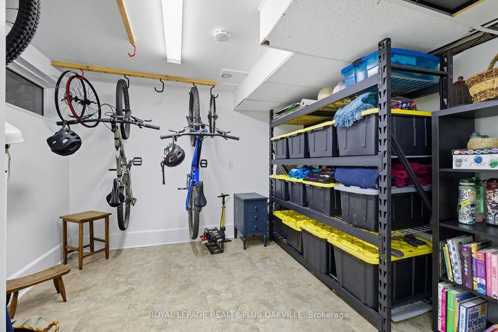 Photo 31 at 2159 Hixon Street, BR Bronte, Oakville