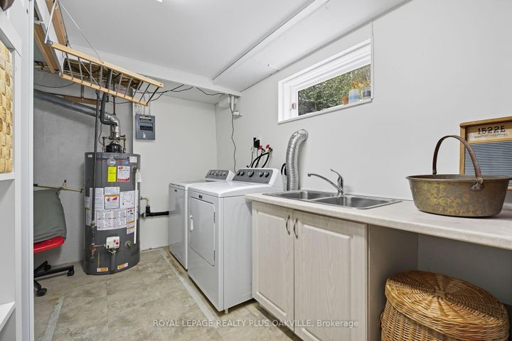 Photo 32 at 2159 Hixon Street, BR Bronte, Oakville