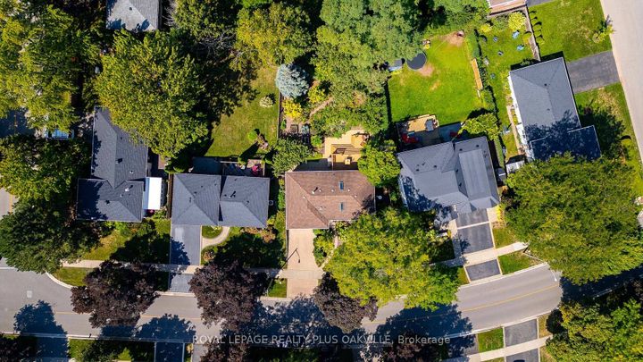 Photo 37 at 2159 Hixon Street, BR Bronte, Oakville
