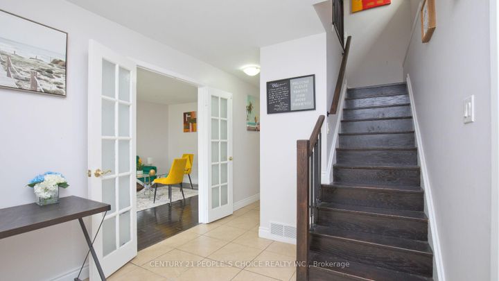Photo 6 at 82 Davenport Crescent, Southgate, Brampton