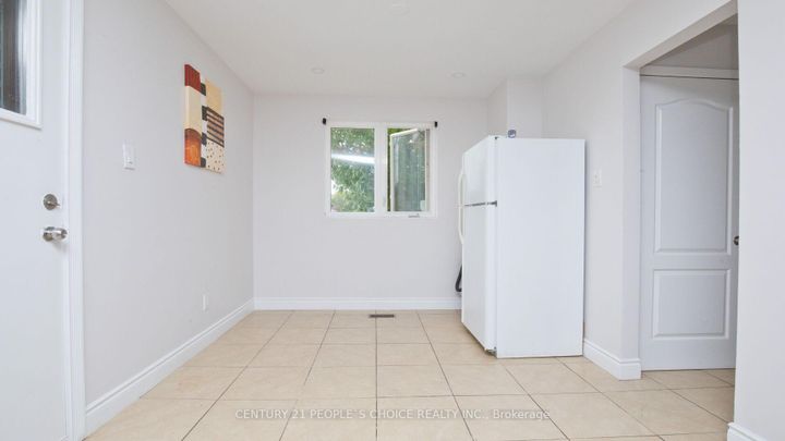 Photo 17 at 82 Davenport Crescent, Southgate, Brampton