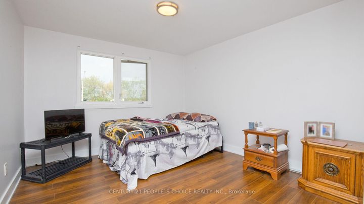 Photo 29 at 82 Davenport Crescent, Southgate, Brampton