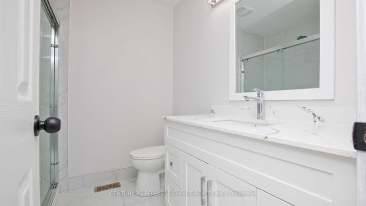 Photo 34 at 82 Davenport Crescent, Southgate, Brampton