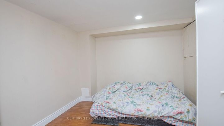 Photo 37 at 82 Davenport Crescent, Southgate, Brampton