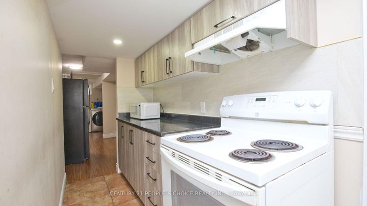 Photo 40 at 82 Davenport Crescent, Southgate, Brampton