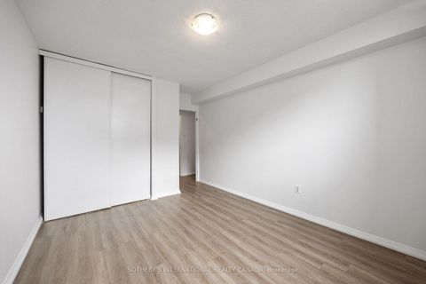 Photo 15 at 911 - 100 Prudential Drive, Dorset Park, Toronto
