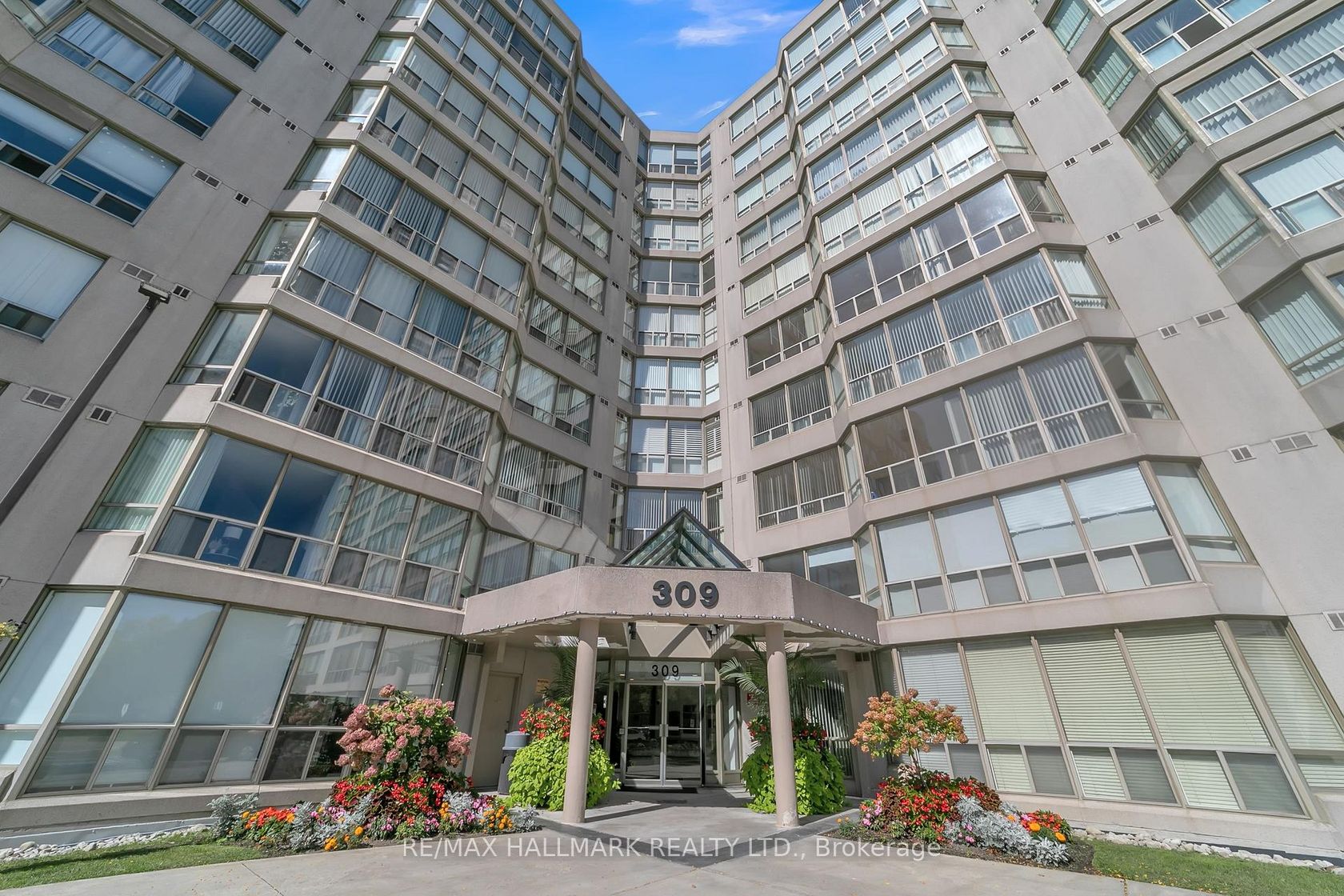805 - 309 Major Mackenzie Drive E, Crosby, Richmond Hill 