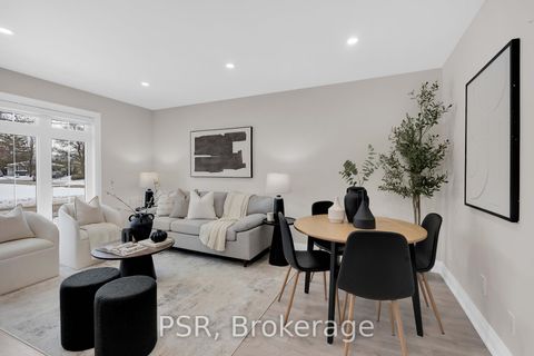 Photo 1 at 15 Wenderly Drive, Aurora Village, Aurora Photo 1 at 15 Wenderly Drive, Aurora Village, Aurora