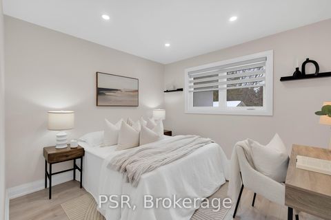 Photo 8 at 15 Wenderly Drive, Aurora Village, Aurora