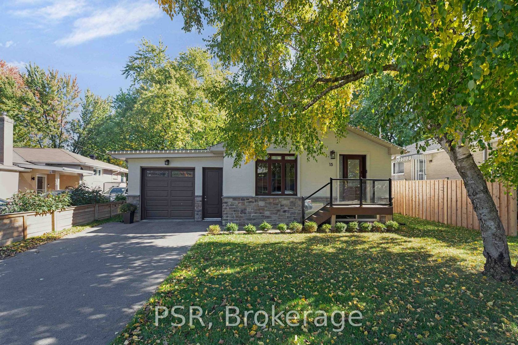15 Wenderly Drive, Aurora Village, Aurora 