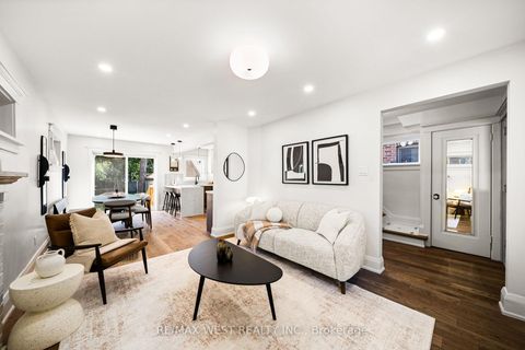 Photo 4 at 125 Brookside Avenue, Bloor West Village, Toronto