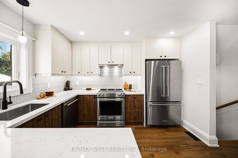 Photo 8 at 125 Brookside Avenue, Bloor West Village, Toronto