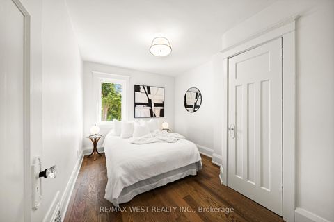 Photo 15 at 125 Brookside Avenue, Bloor West Village, Toronto