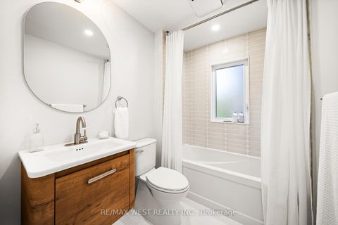 Photo 16 at 125 Brookside Avenue, Bloor West Village, Toronto