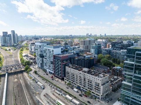 Photo 35 at 615 - 550 Front Street W, Waterfront Communities C1, Toronto