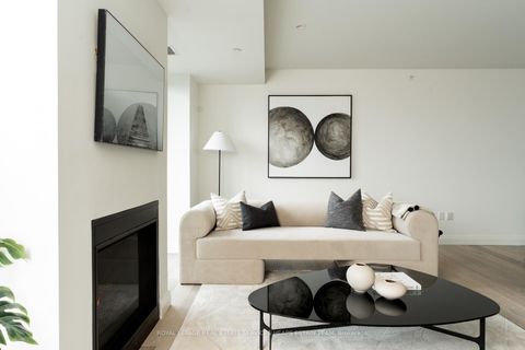 Photo 4 at 801 - 285 Avenue Road, St. Clair, Toronto