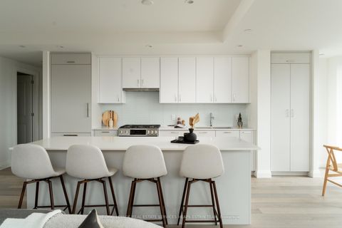 Photo 5 at 801 - 285 Avenue Road, St. Clair, Toronto