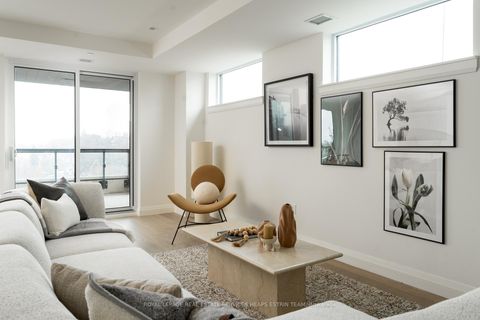 Photo 9 at 801 - 285 Avenue Road, St. Clair, Toronto