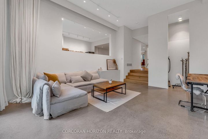 Photo 15 at 12 Barvale Court, West Deane, Toronto