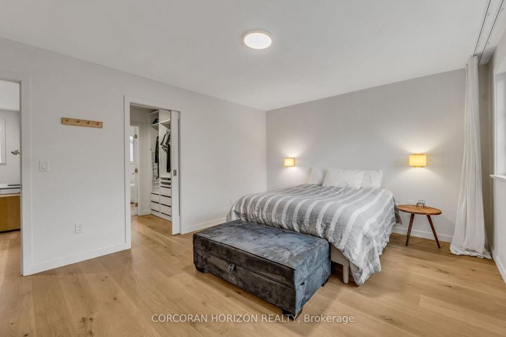 Photo 19 at 12 Barvale Court, West Deane, Toronto