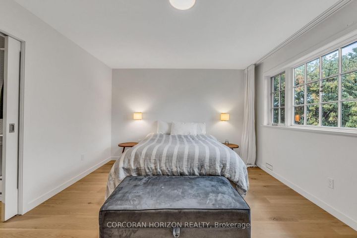 Photo 20 at 12 Barvale Court, West Deane, Toronto