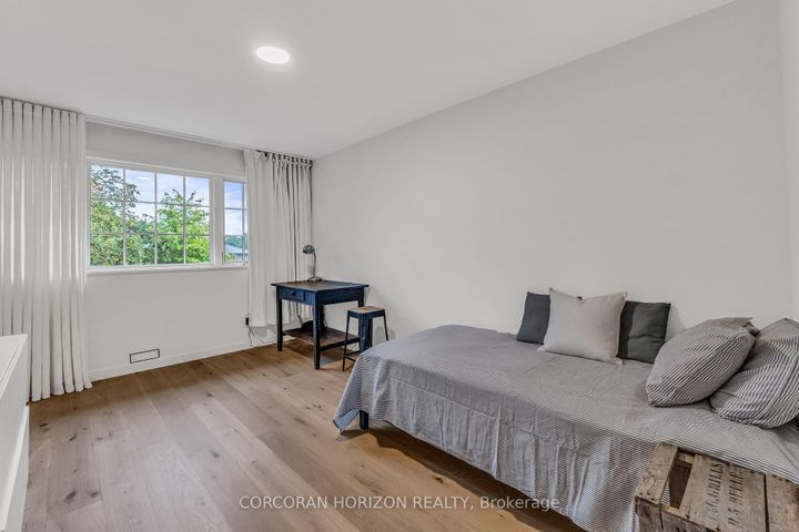 Photo 26 at 12 Barvale Court, West Deane, Toronto