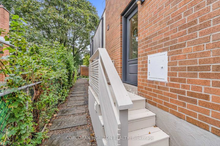 Photo 36 at 12 Barvale Court, West Deane, Toronto