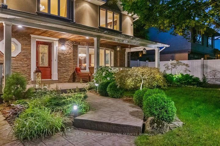 Photo 5 at 1318 Hillview Crescent, FA Falgarwood, Oakville