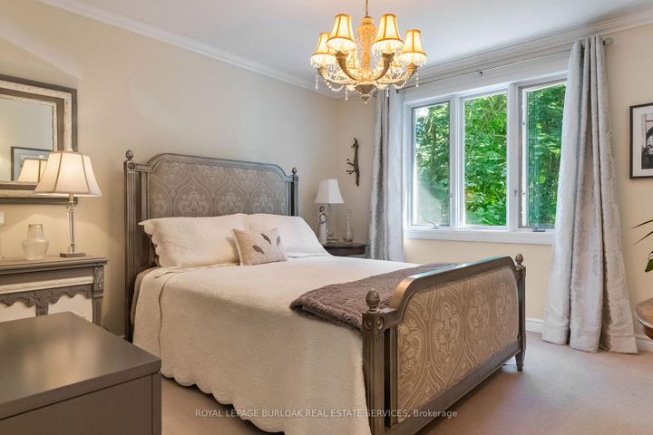 Photo 29 at 1318 Hillview Crescent, FA Falgarwood, Oakville