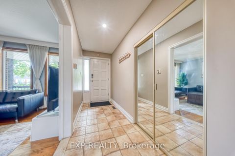 Photo 2 at 35 Highland Hill, Glen Park, Toronto