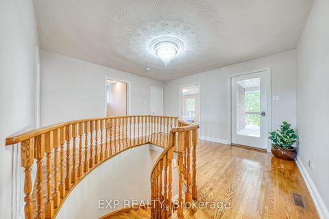 Photo 17 at 35 Highland Hill, Glen Park, Toronto