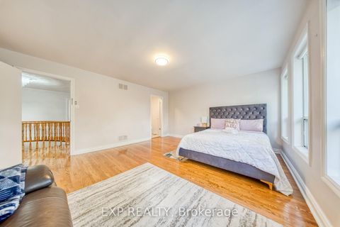 Photo 23 at 35 Highland Hill, Glen Park, Toronto