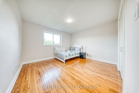 Photo 26 at 35 Highland Hill, Glen Park, Toronto