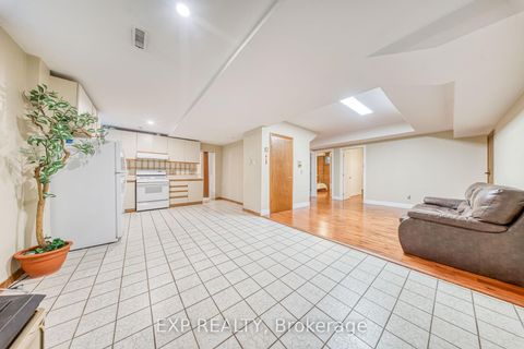 Photo 33 at 35 Highland Hill, Glen Park, Toronto