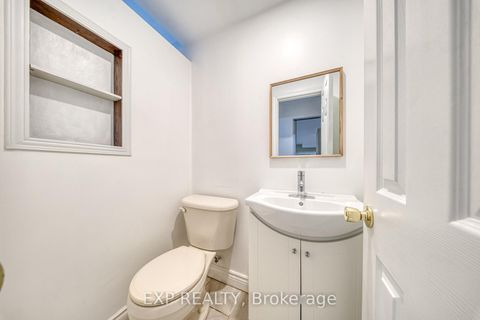 Photo 39 at 35 Highland Hill, Glen Park, Toronto