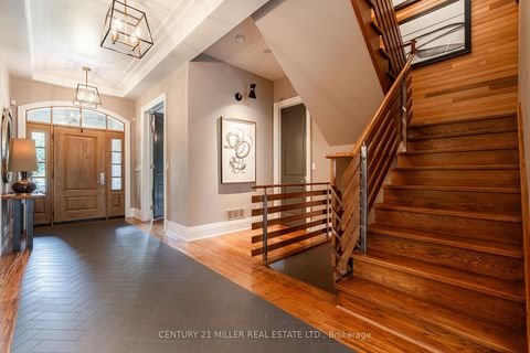 Photo 3 at 1324 Cambridge Drive, MO Morrison, Oakville