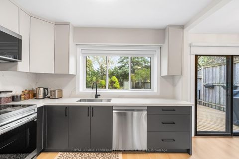 Photo 6 at 203 Churchill Avenue, Willowdale West, Toronto