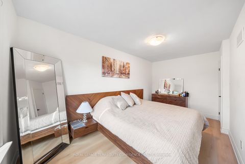 Photo 13 at 203 Churchill Avenue, Willowdale West, Toronto