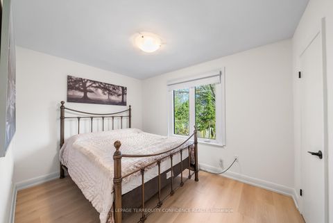 Photo 16 at 203 Churchill Avenue, Willowdale West, Toronto