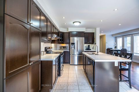 Photo 19 at 93 Bathgate Crescent, Courtice, Clarington