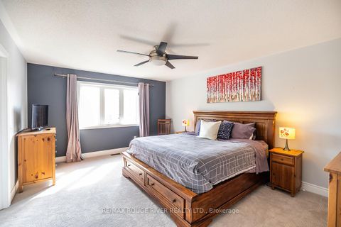 Photo 22 at 93 Bathgate Crescent, Courtice, Clarington