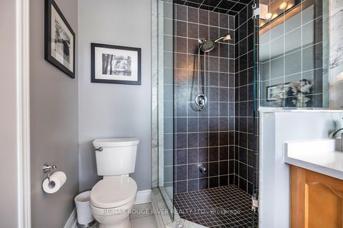 Photo 24 at 93 Bathgate Crescent, Courtice, Clarington