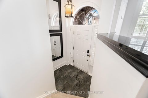 Photo 2 at 25 - 8038 Yonge Street, Uplands, Vaughan