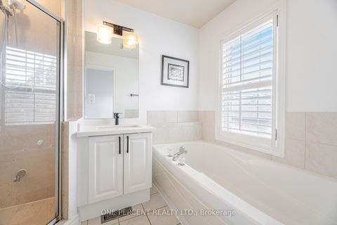Photo 25 at 25 - 8038 Yonge Street, Uplands, Vaughan