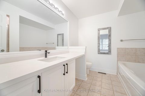 Photo 31 at 25 - 8038 Yonge Street, Uplands, Vaughan
