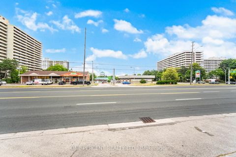 Photo 40 at 25 - 8038 Yonge Street, Uplands, Vaughan
