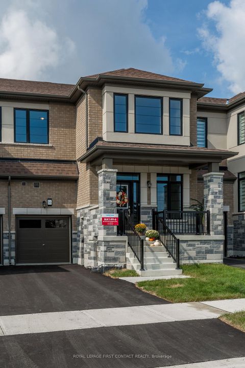 Photo 1 at 86 Kenneth Rogers Crescent, Queensville, East Gwillimbury