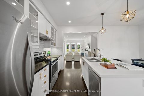Photo 8 at 49 East's Corners Boulevard, Kleinburg, Vaughan